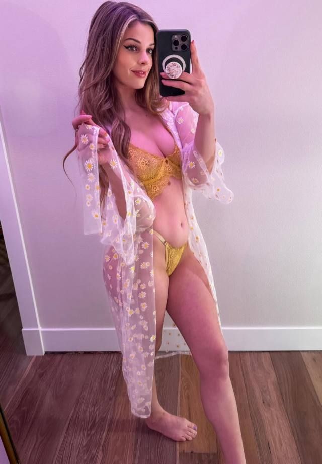 I’m available tonight💦🍆 - Image 2